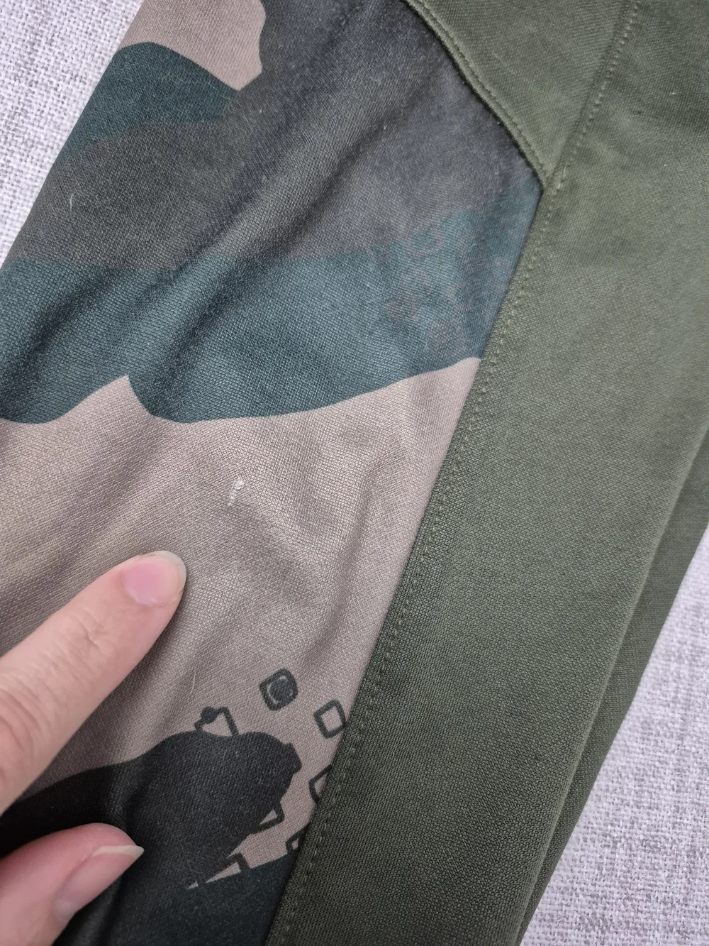 Nike Boys Camo Tracksuit Set Full-Zip Jacket & Joggers Size 6 (5-6Y)